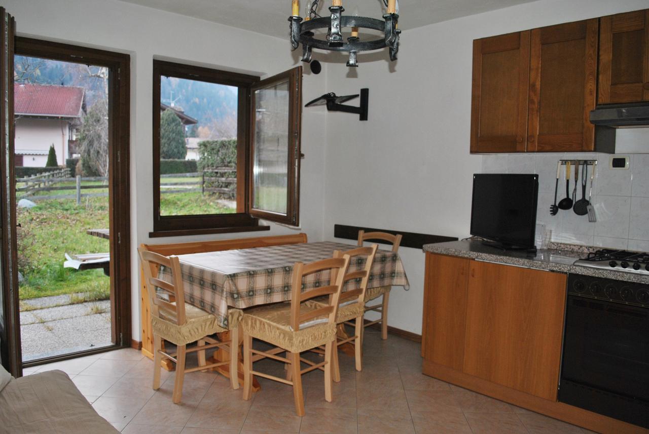 Rendena Ski Apartments Pinzolo Exterior photo
